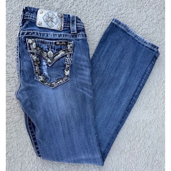 Miss Me Bootcut Jeans Crystal Embellished Pockets Medium Wash Denim Size 29 - Picture 1 of 10